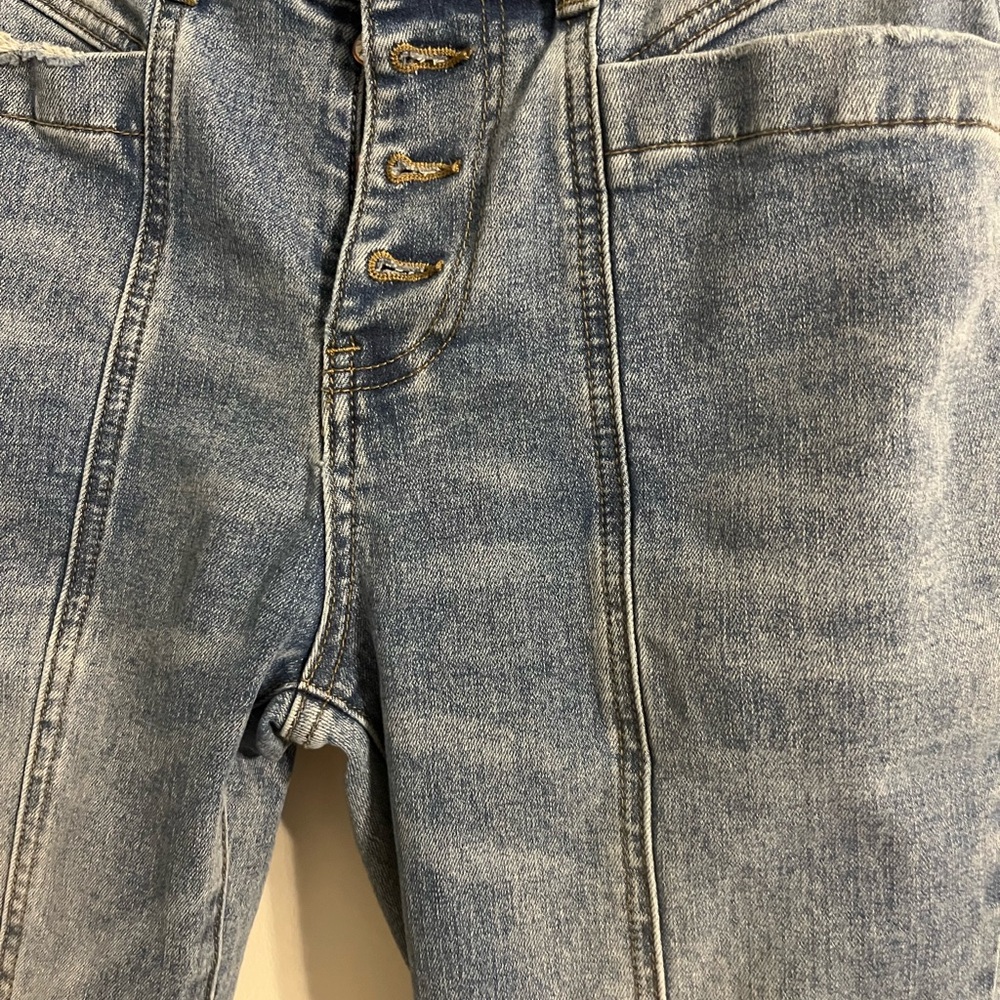 Women's Blue Jeans - Picture 2 of 3